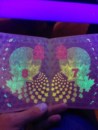canadian_passport_02